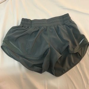 Lululemon hotty hot shorts